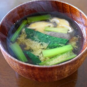 椎茸と小松菜の味噌汁♪